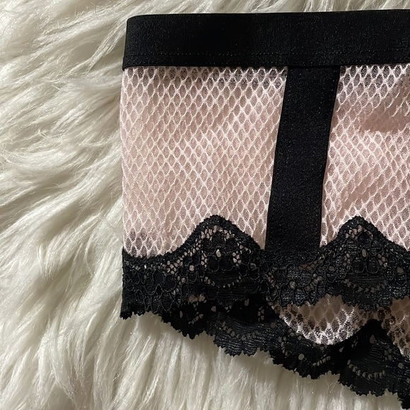 Victoria’s Secret Dream Angels Bra Fishnet Lace VS Bra & VS Panty Set NEW!! - Picture 7 of 16